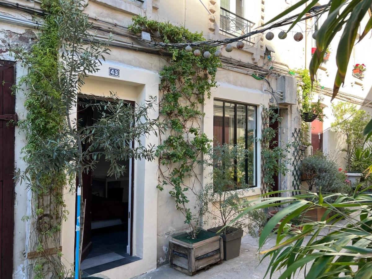 Cite Pilleux - Cozy Apartment In A Private Lane París Exterior foto